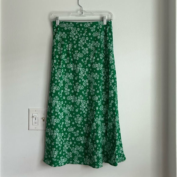 Rachel Zoe Green Ditsy Floral Midi Skirt Cottagecore Garden Fairycore Size 2 - Picture 3 of 6